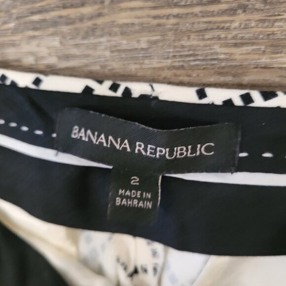 BANANA REPUBLIC | Sloan Pant White Patterned | Sz. 2 - Picture 6 of 9